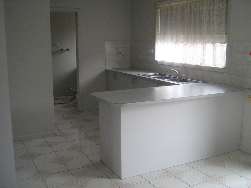 2/19 Saratoga Crescent, Keilor Downs VIC 3038