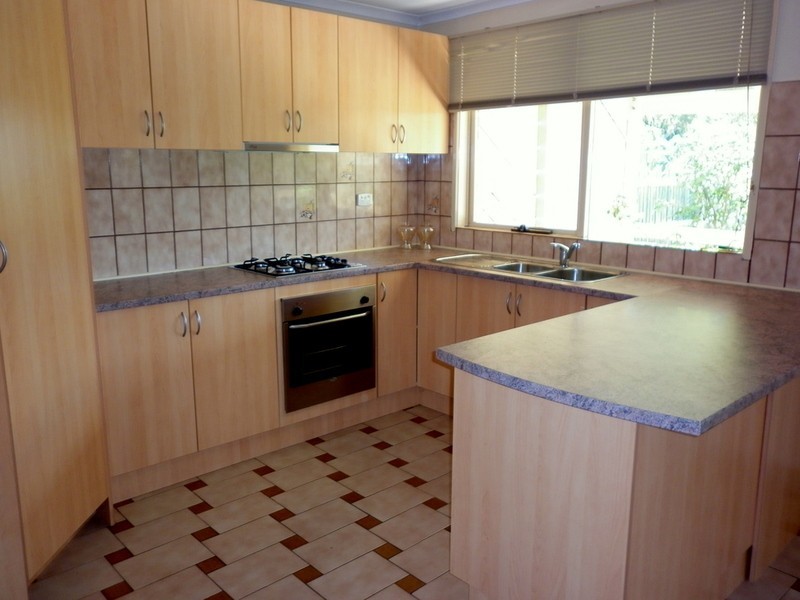 2 Penza Court, Keilor Downs VIC 3038