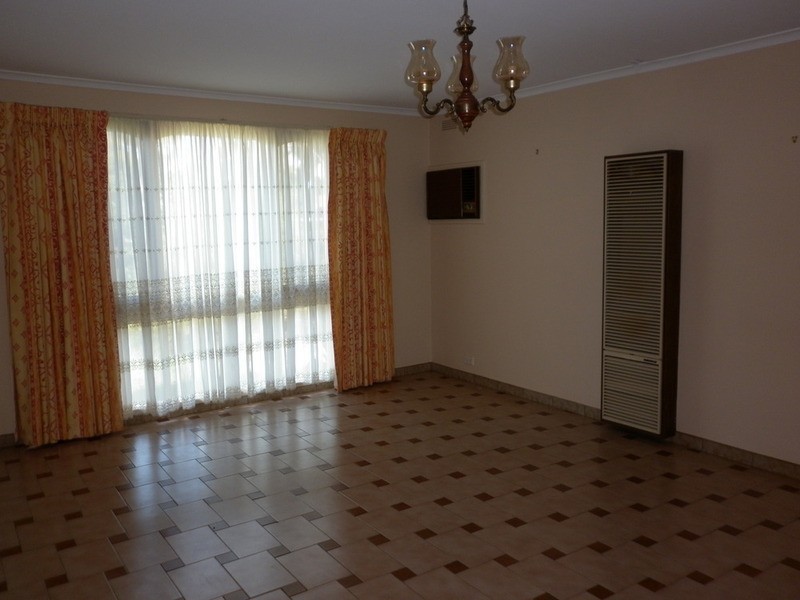 2 Penza Court, Keilor Downs VIC 3038