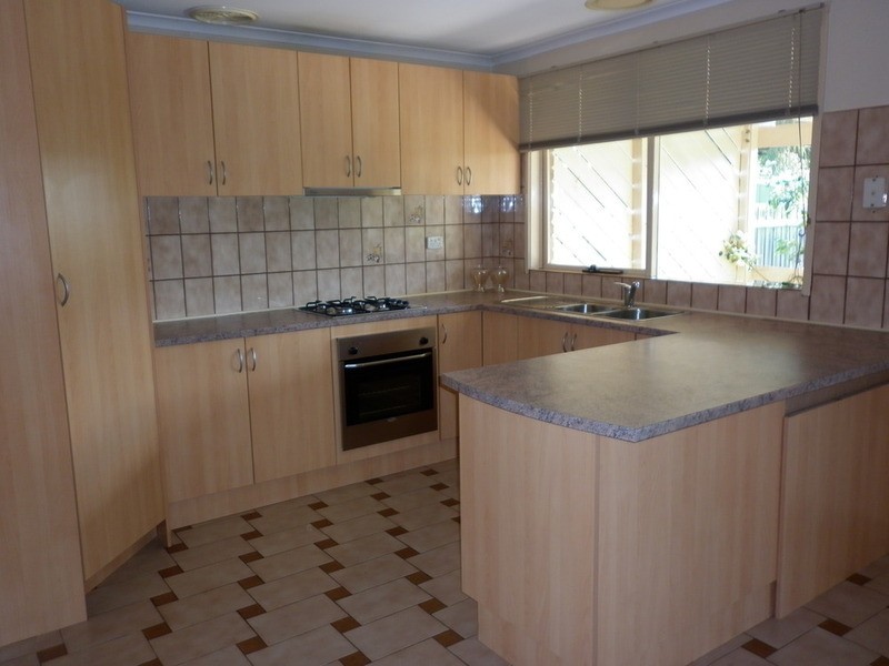 2 Penza Court, Keilor Downs VIC 3038