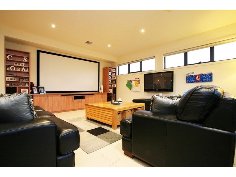 21 Speargrass Drive, Hillside VIC 3037