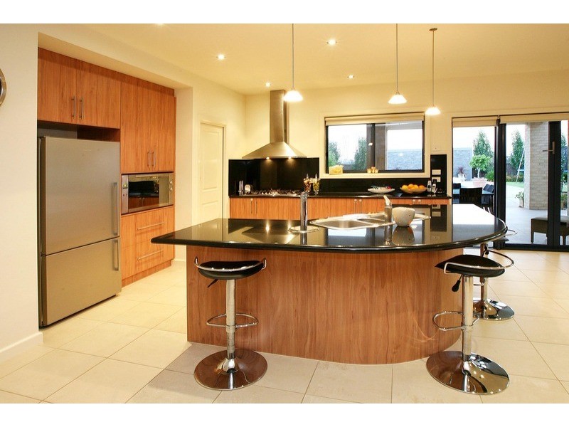 21 Speargrass Drive, Hillside VIC 3037