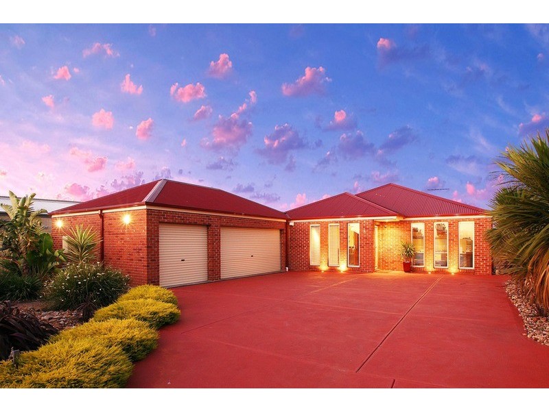 37 Speargrass Drive, Hillside VIC 3037