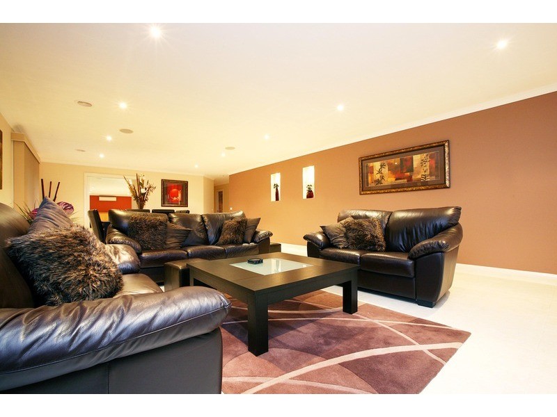 37 Speargrass Drive, Hillside VIC 3037