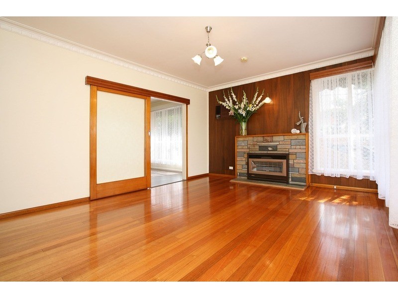 45 Lachlan Road, Sunshine West VIC 3020