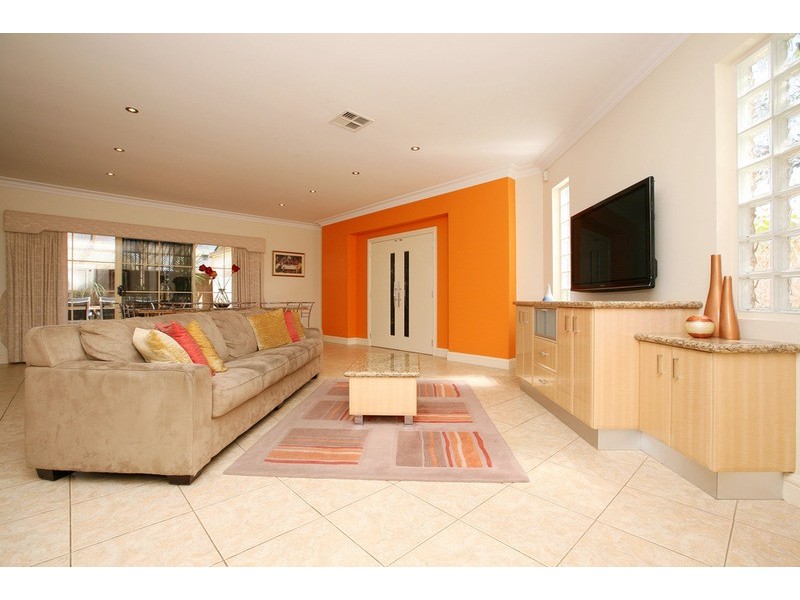 20 Knight Court, Hillside VIC 3037