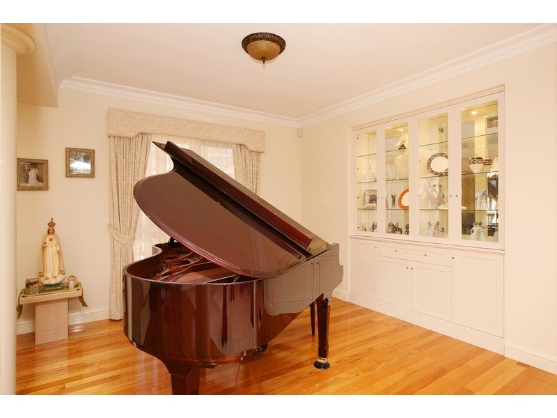 20 Knight Court, Hillside VIC 3037