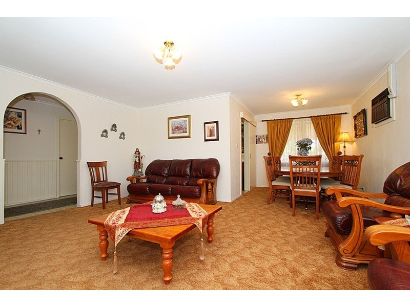 75 Entally Drive, Albanvale VIC 3021