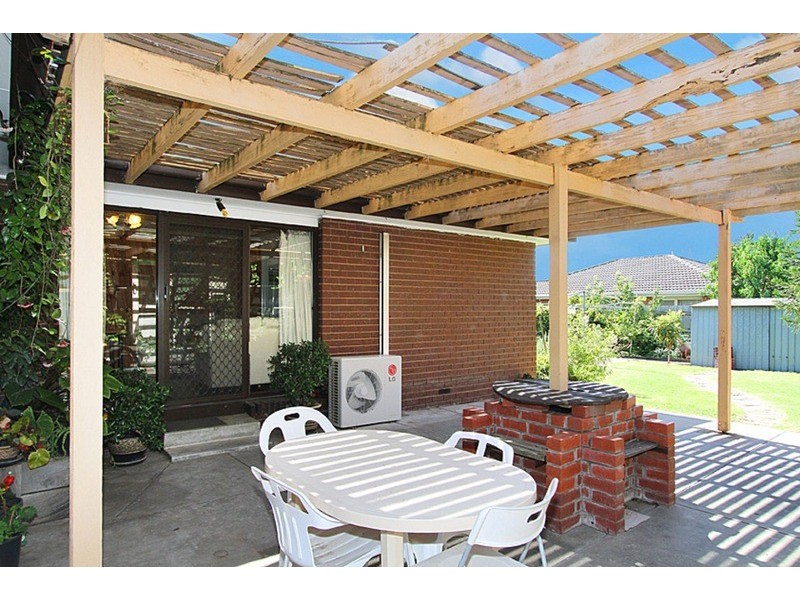 75 Entally Drive, Albanvale VIC 3021