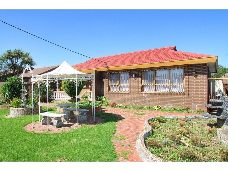 80 Birchwood Boulevard, Deer Park VIC 3023