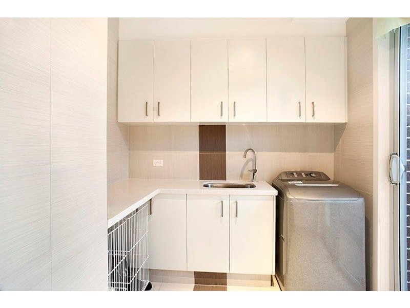 10 Windsor Court, Hillside VIC 3037