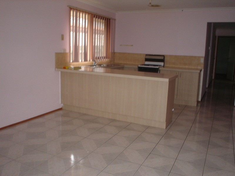 9 Young Court, Delahey VIC 3037