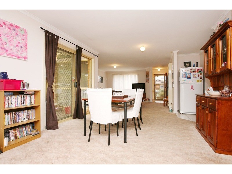 11 Danthonia Street, Delahey VIC 3037