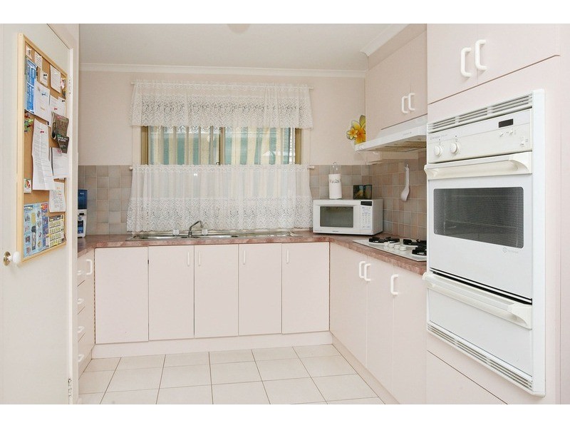 11 Danthonia Street, Delahey VIC 3037