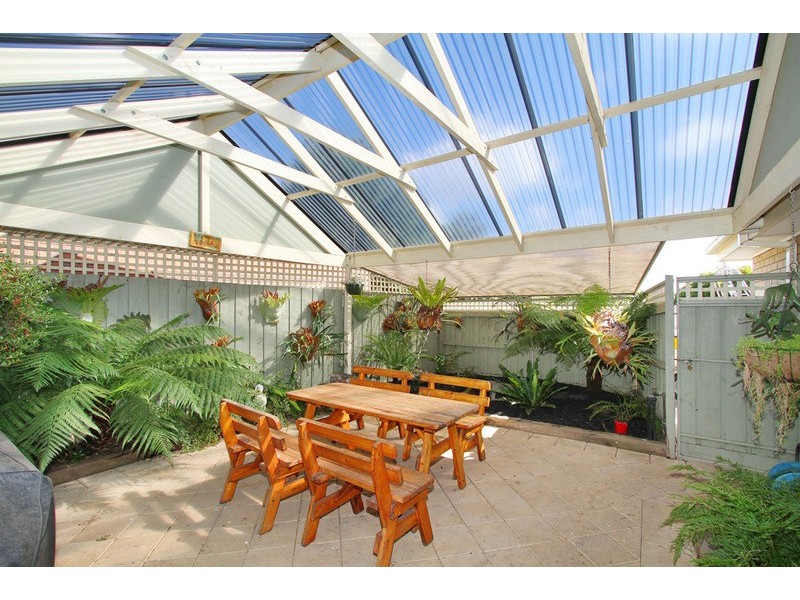 49 Pindari Avenue, Taylors Lakes VIC 3038