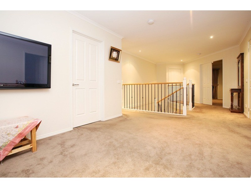 23 Montpellier Drive, Hillside VIC 3037