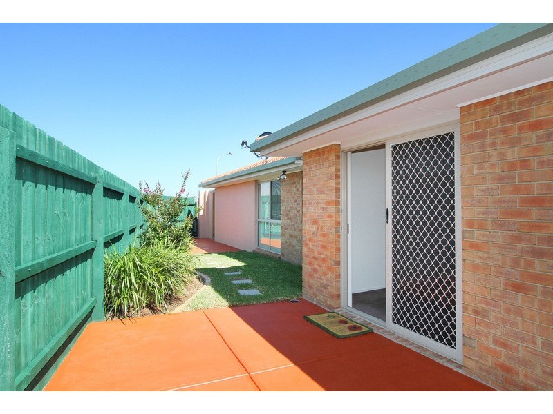 1/549 Kings Road, Taylors Lakes VIC 3038