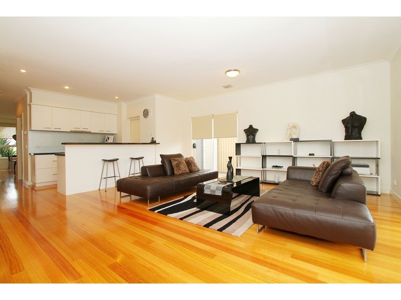 1/546 Melton Highway, Sydenham VIC 3037