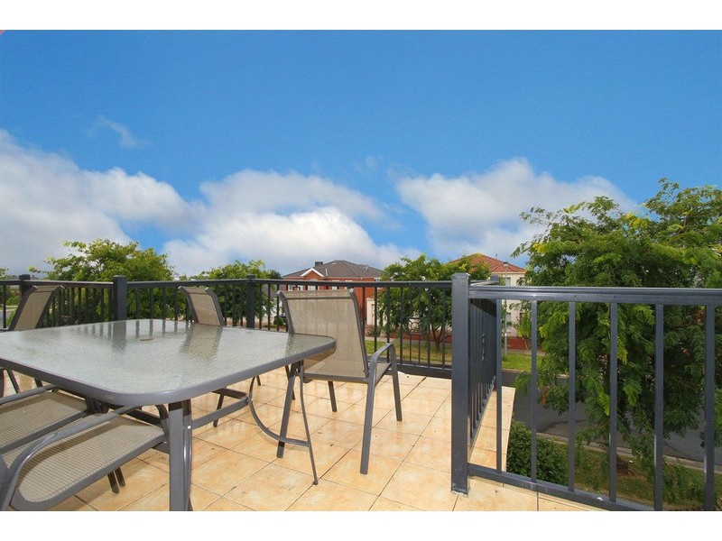 89 Wattle Valley Drive, Hillside VIC 3037