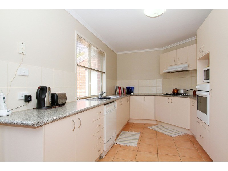 13 Berthon Crescent, Hillside VIC 3037