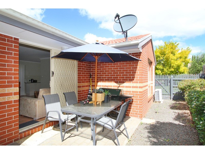 13 Berthon Crescent, Hillside VIC 3037