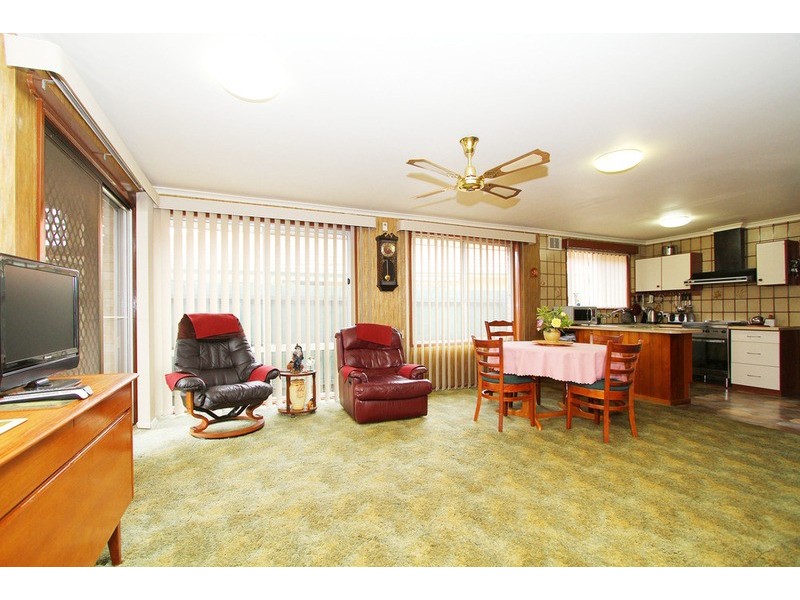 206 Sunshine Avenue, Kealba VIC 3021