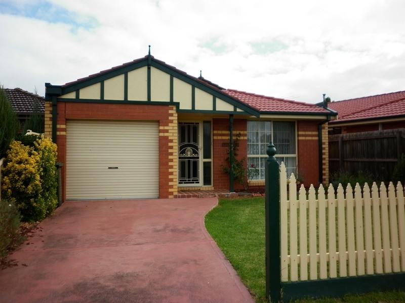 1/5 Marriot Road, Keilor Downs VIC 3038