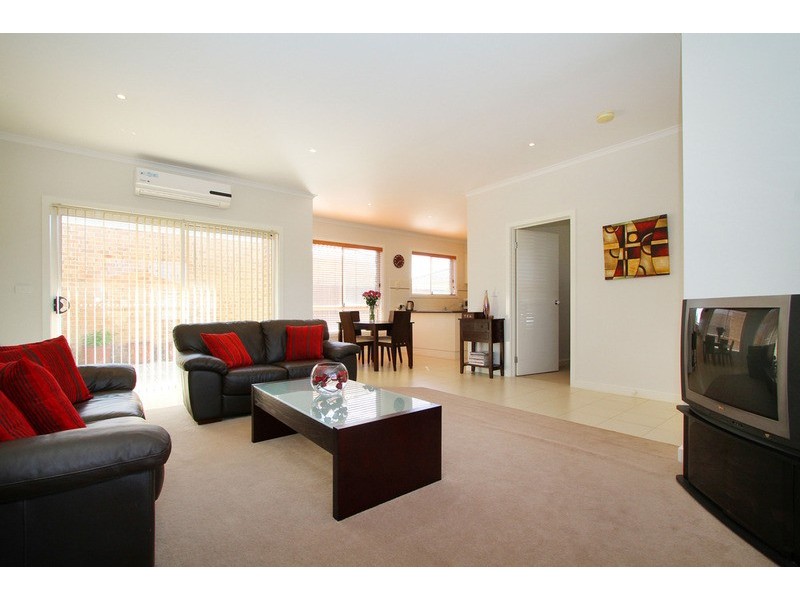 20 Marner Avenue, Hillside VIC 3037