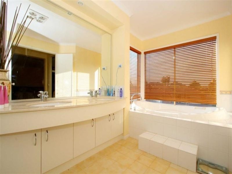 54 Parkin Avenue, Caroline Springs VIC 3023