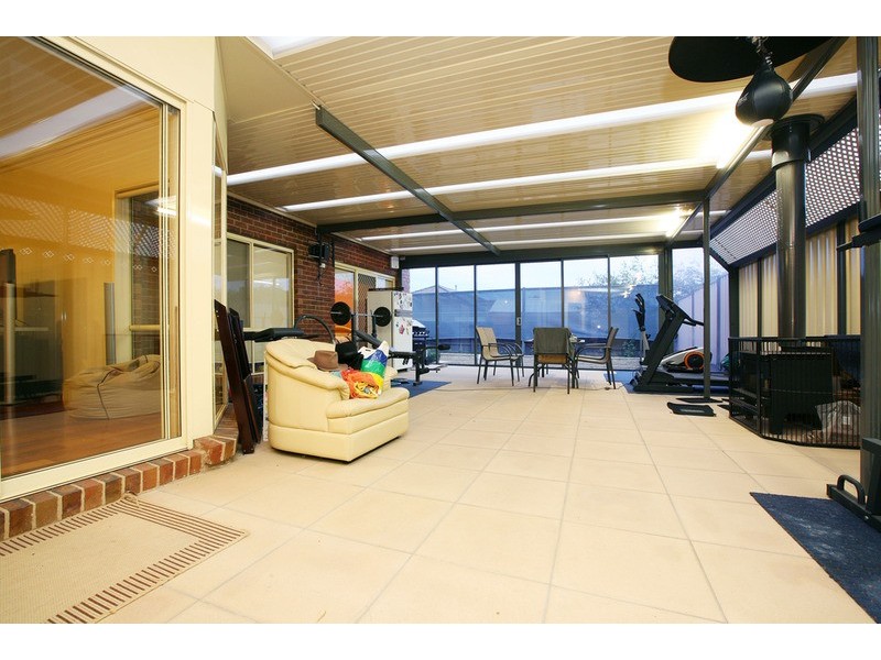 55 Landscape Drive, Hillside VIC 3037