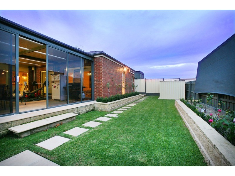 55 Landscape Drive, Hillside VIC 3037
