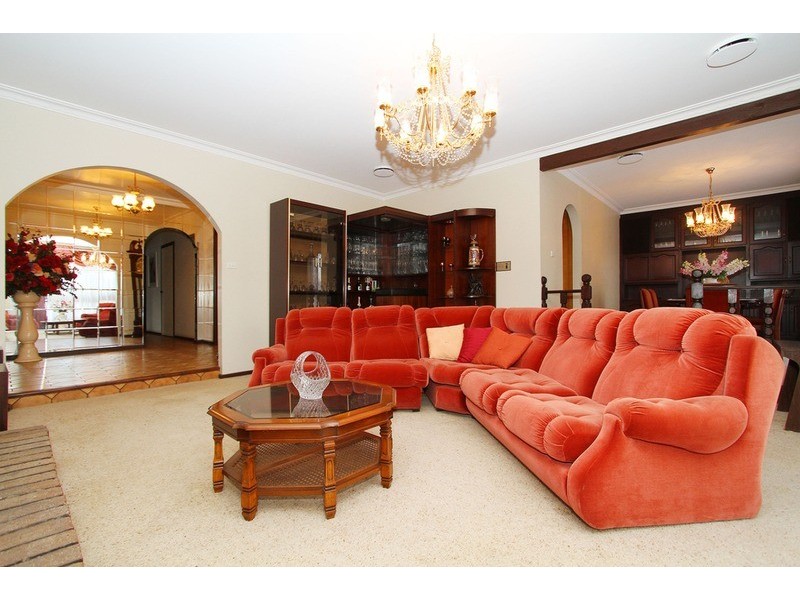 11 Munich Drive, Keilor Downs VIC 3038