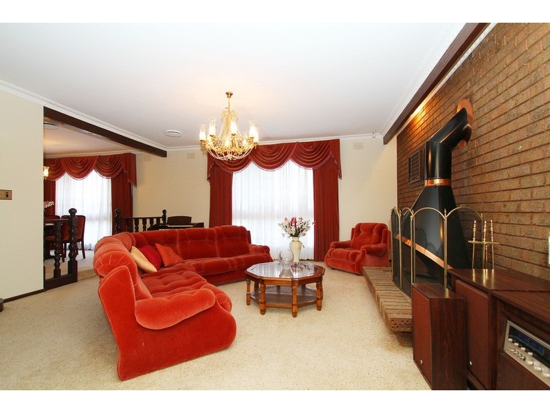 11 Munich Drive, Keilor Downs VIC 3038