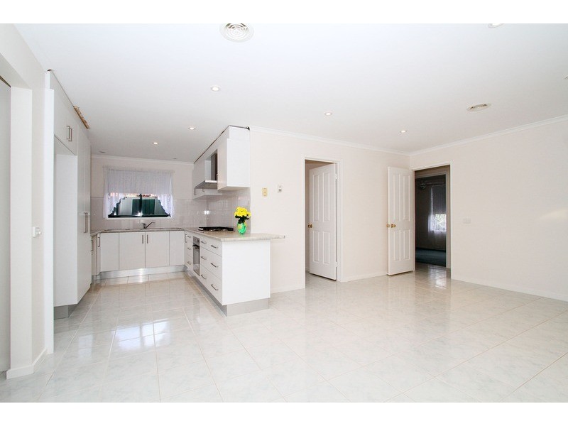 19 Penzance Place, Sydenham VIC 3037