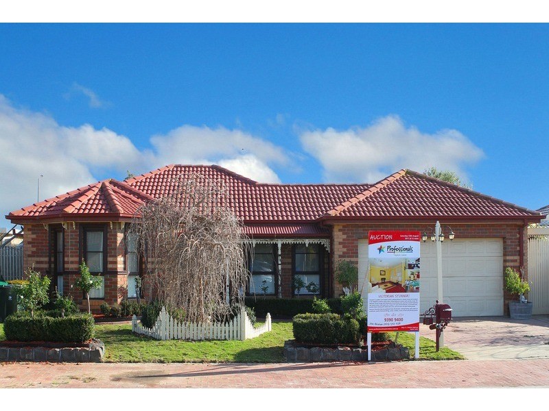 15 Hepburn Place, Sydenham VIC 3037