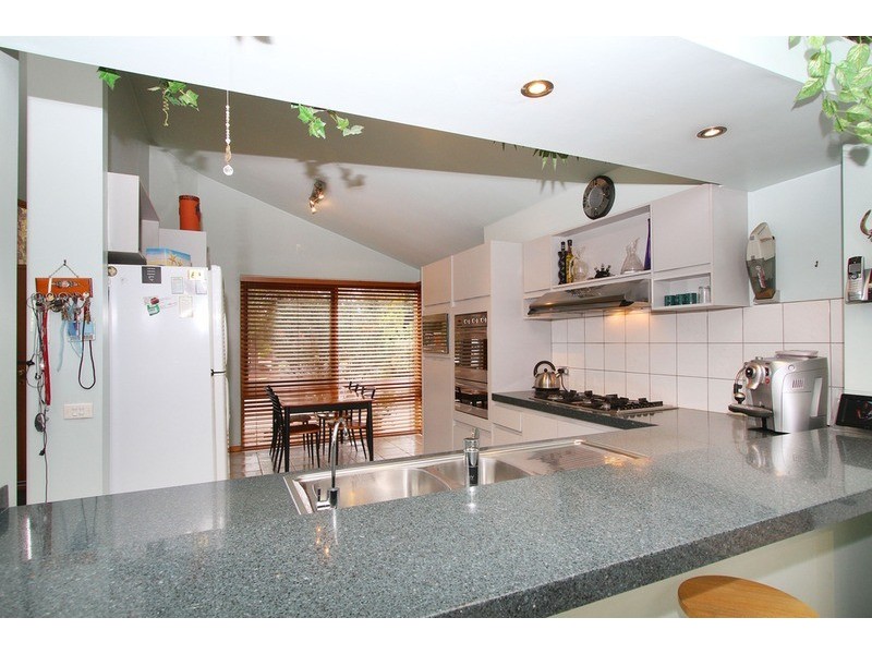 14 Messina Crescent, Taylors Lakes VIC 3038
