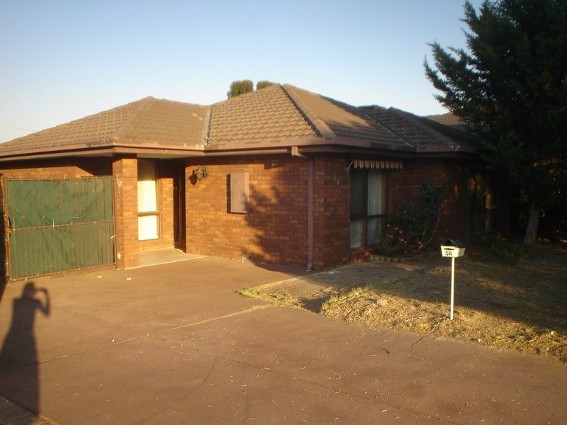 56 Chichester Drive, Taylors Lakes VIC 3038