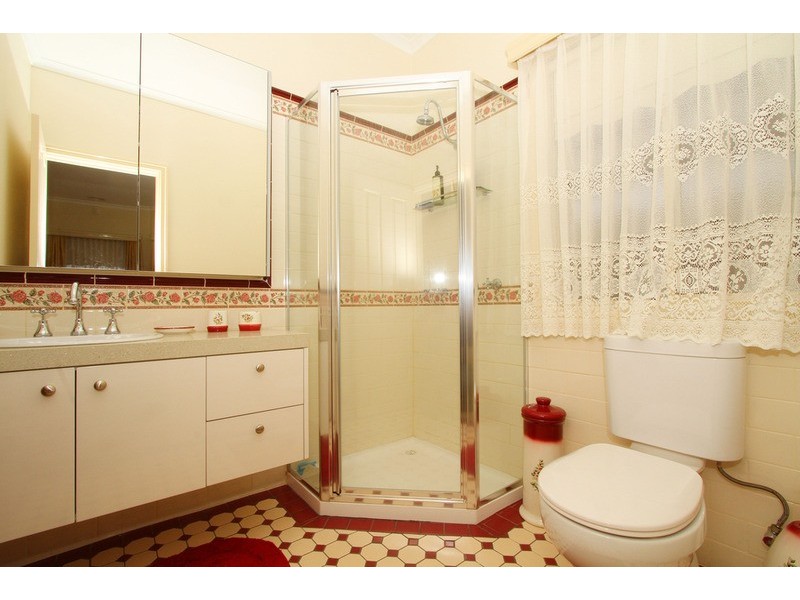 21 Bungarim Wynd, Sydenham VIC 3037