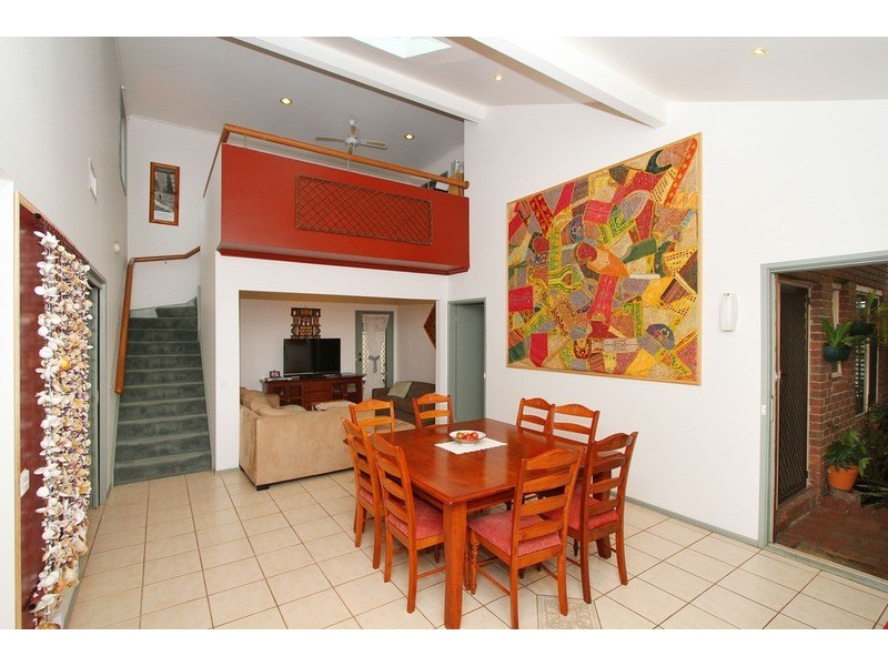 13 Laguna Close, Taylors Lakes VIC 3038