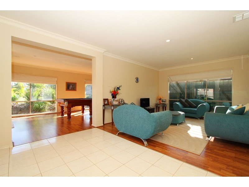 20 Imperial Court, Hillside VIC 3037