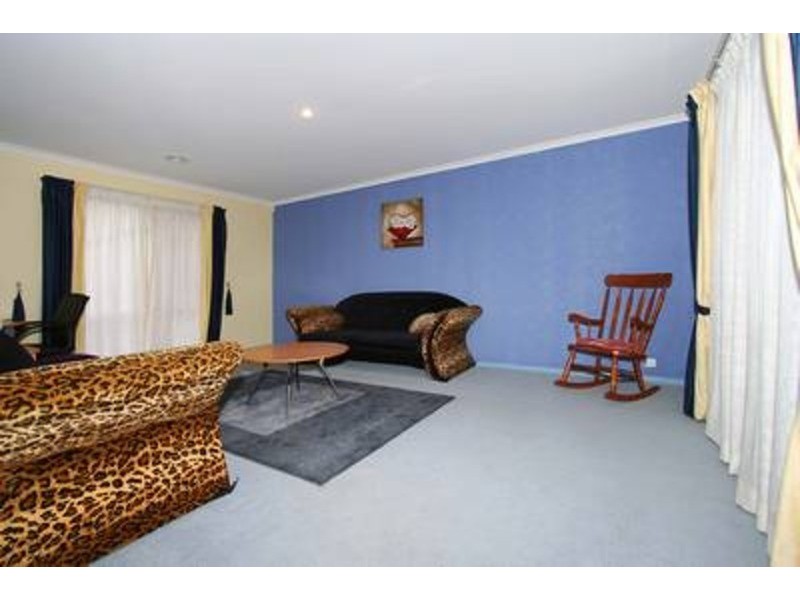 13 Venus Court, Hillside VIC 3037