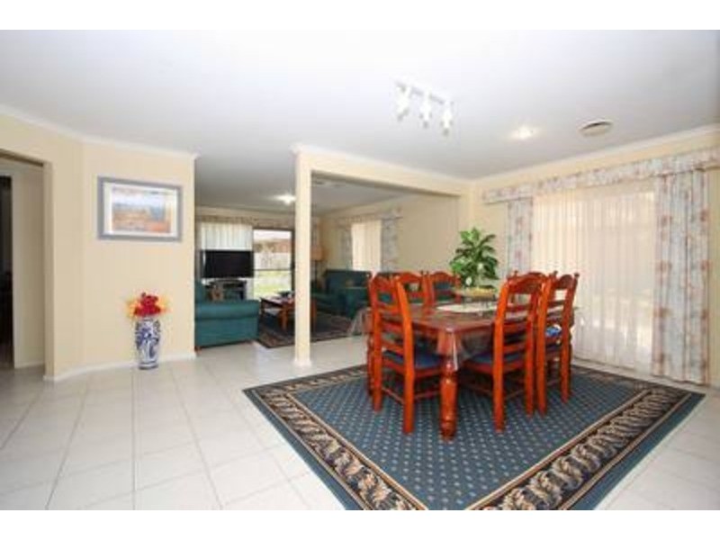 1 Dundee Way, Sydenham VIC 3037