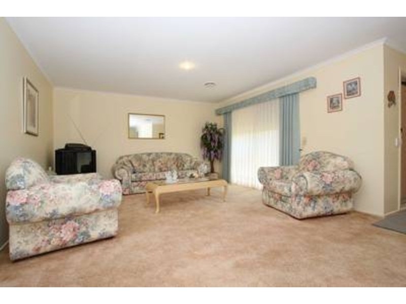 1 Dundee Way, Sydenham VIC 3037