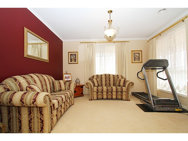 3 Pinjara Court, Hillside VIC 3037