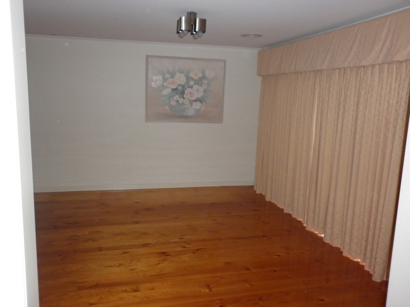 6 Ayers Court, Taylors Lakes VIC 3038