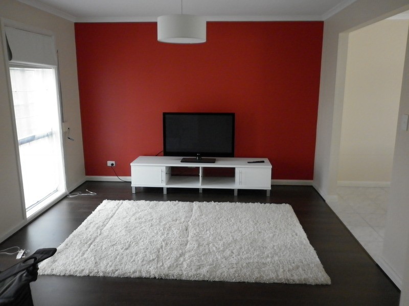 1/69  Delbridge Drive, Sydenham VIC 3037