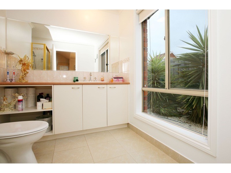 25 Taylors Hill Boulevard, Taylors Hill VIC 3037