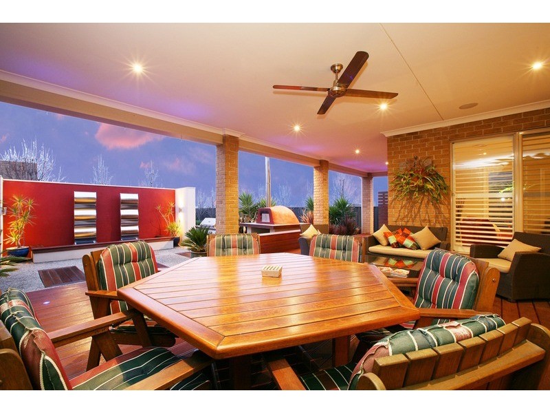 17 Speargrass Drive, Hillside VIC 3037