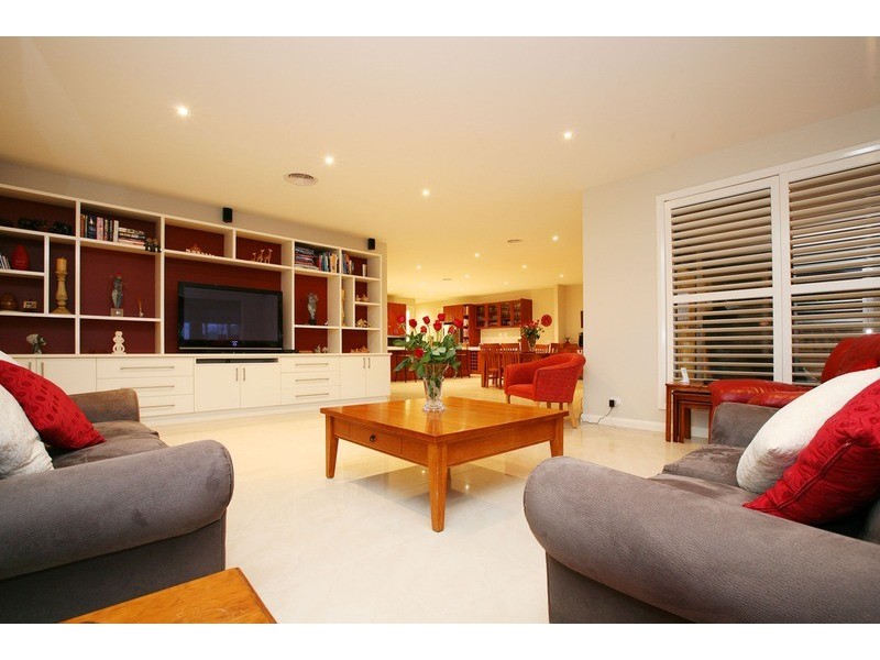 17 Speargrass Drive, Hillside VIC 3037