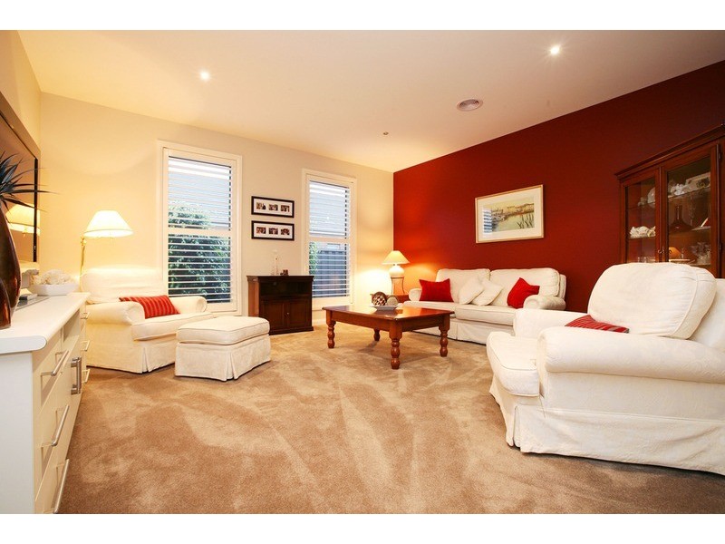 17 Speargrass Drive, Hillside VIC 3037